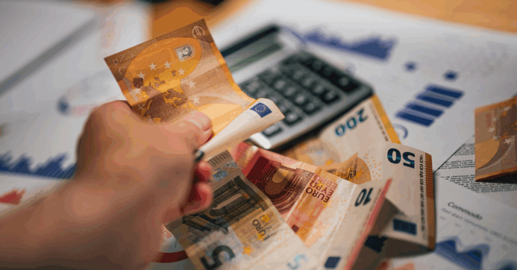 Currency in malta - cost of living
